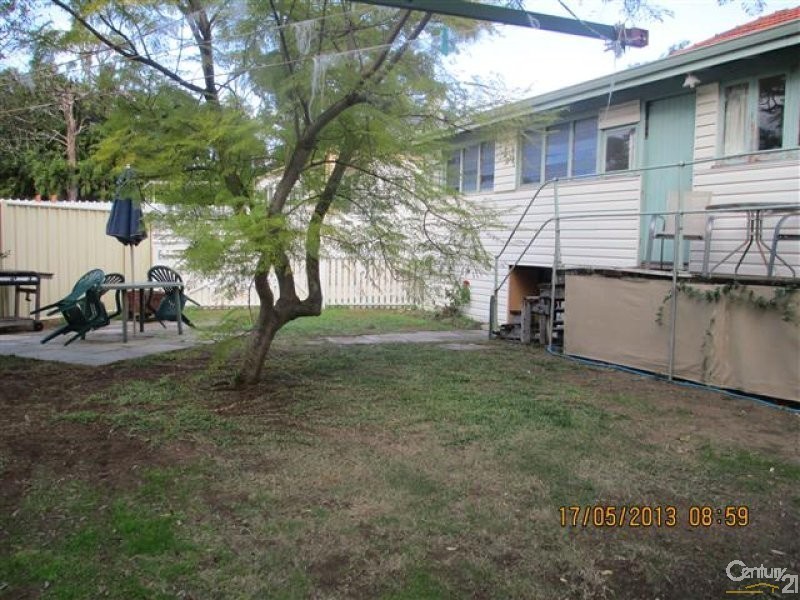 16 Carlisle Street, Shoalwater WA 6169