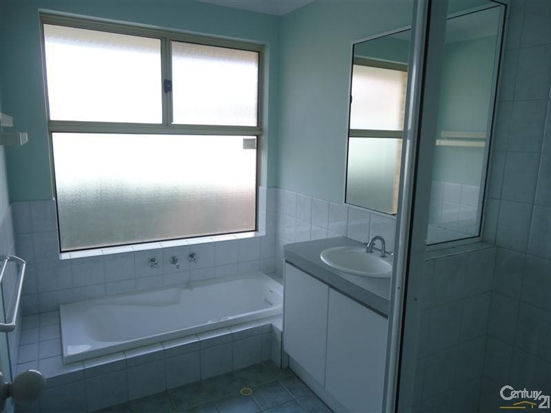 6 Vickery Street, Rockingham WA 6168