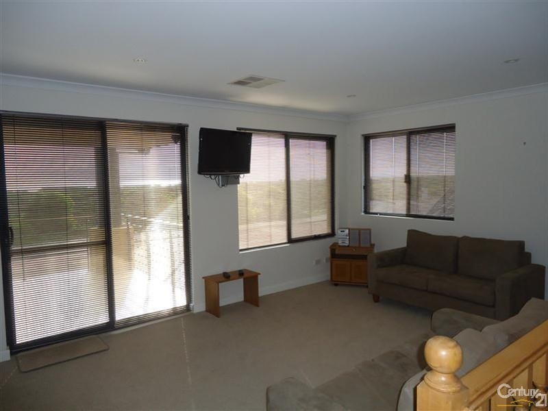 140 Foreshore Drive, Singleton WA 6175