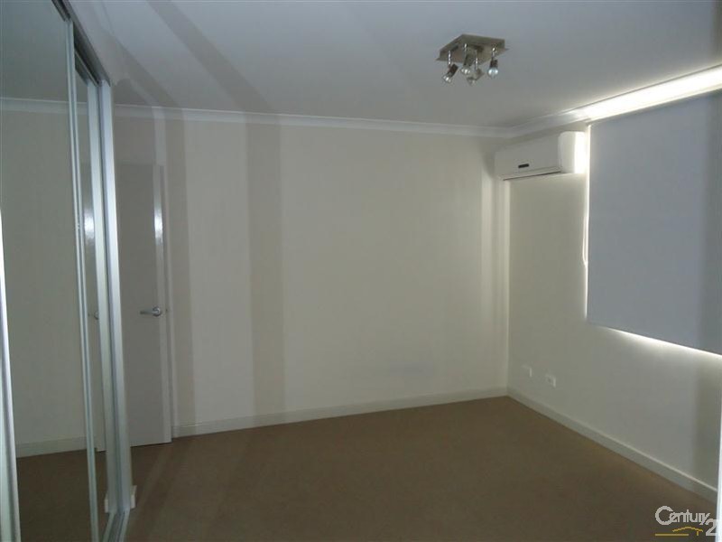 3/137 Kent Street, Rockingham WA 6168