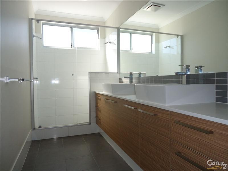 3/137 Kent Street, Rockingham WA 6168