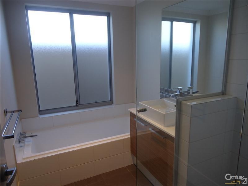 3/137 Kent Street, Rockingham WA 6168