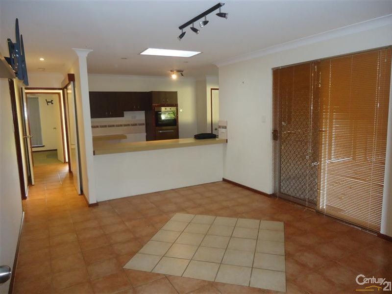 5 Tempest Place, Waikiki WA 6169