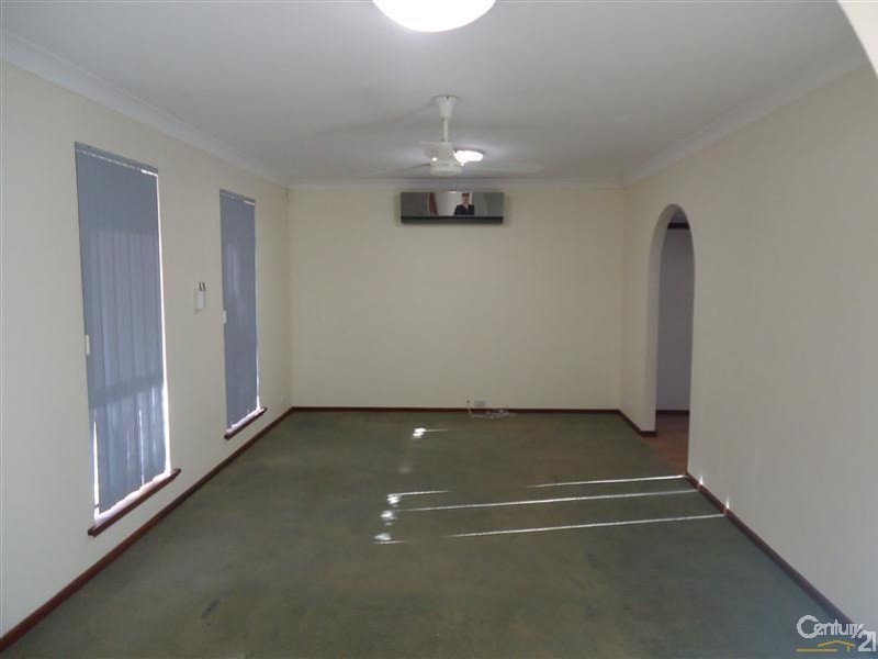 5 Tempest Place, Waikiki WA 6169