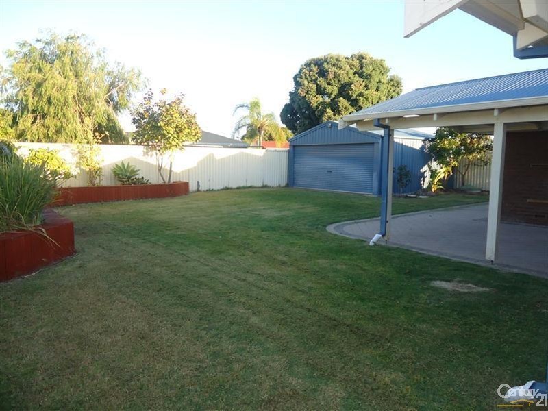 5 Tempest Place, Waikiki WA 6169