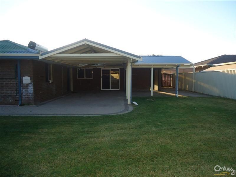 5 Tempest Place, Waikiki WA 6169