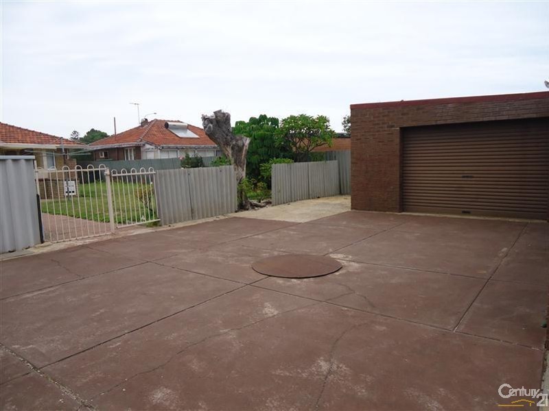 154 Parkin Street, Rockingham WA 6168