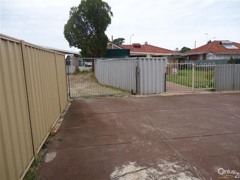 154 Parkin Street, Rockingham WA 6168