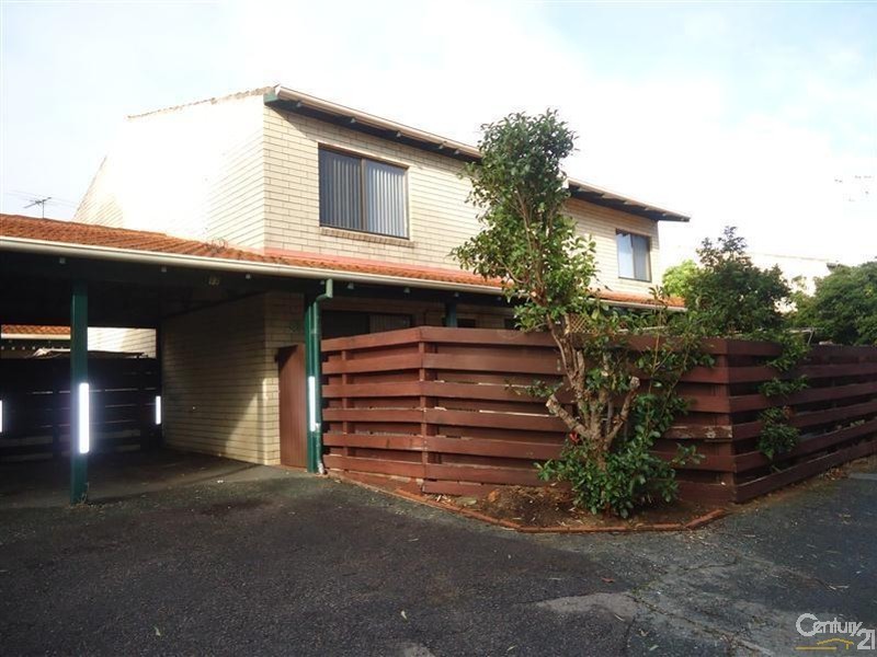 17/13 Merope Close, Rockingham WA 6168