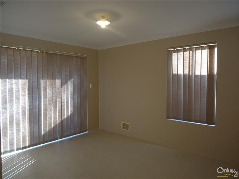 14/4 Marlo Place, Waikiki WA 6169