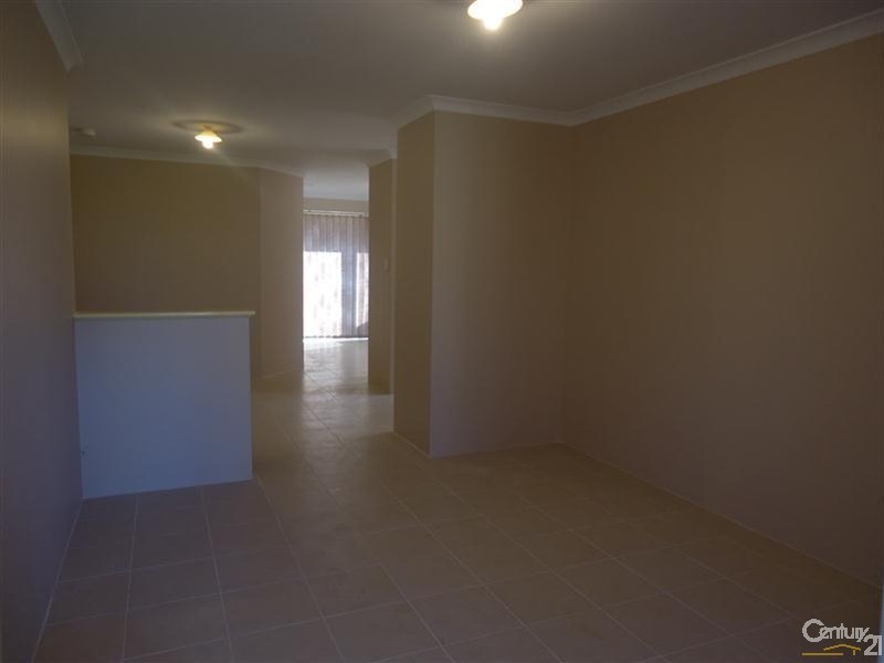 14/4 Marlo Place, Waikiki WA 6169