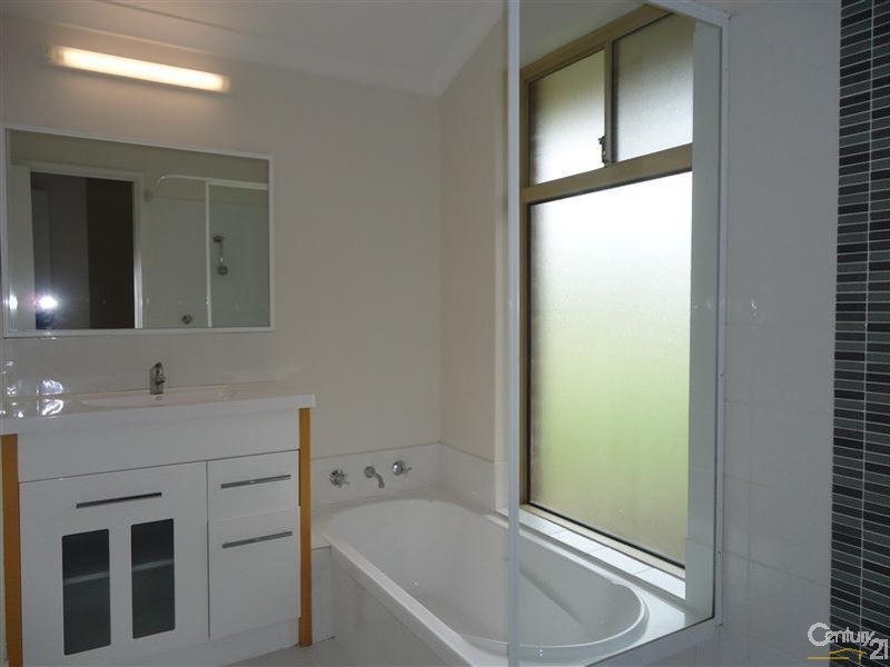 21 Lynda Crescent, Cooloongup WA 6168