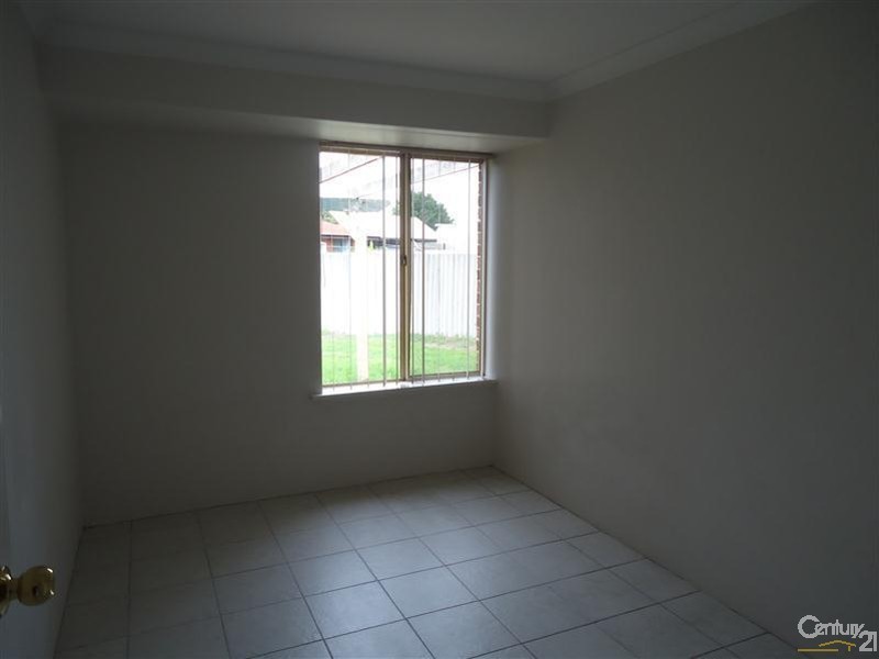 21 Lynda Crescent, Cooloongup WA 6168