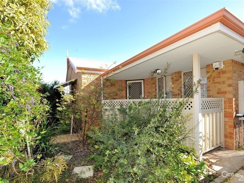 47 Zaragoza Drive, Port Kennedy WA 6172
