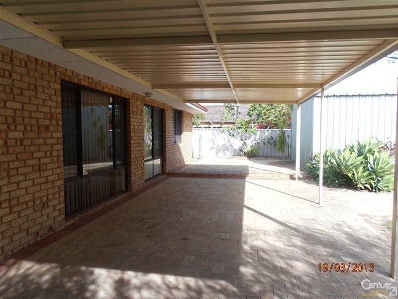 521 Safety Bay Road, Waikiki WA 6169