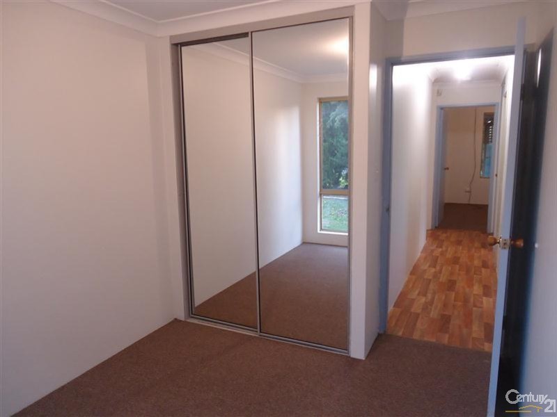 44 Rand Avenue, Waikiki WA 6169