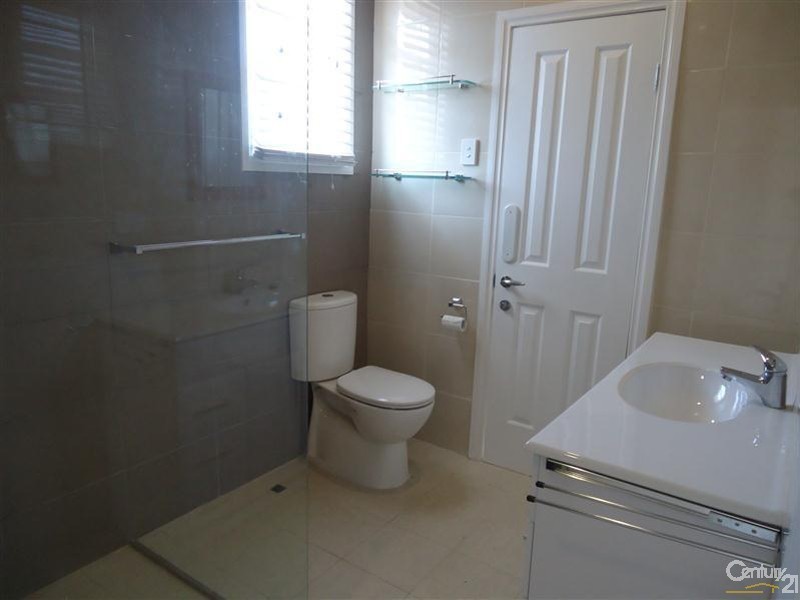 28 Grover Way, Medina WA 6167