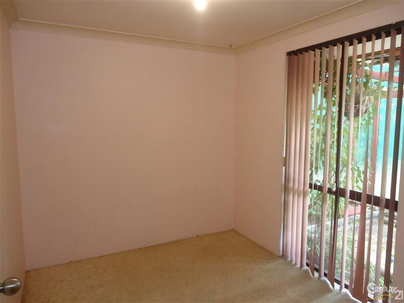 82 Seabrooke Avenue, Rockingham WA 6168