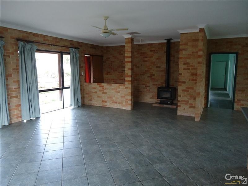 5 Braddock Road, Wellard WA 6170