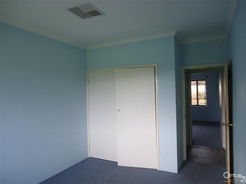 5 Braddock Road, Wellard WA 6170