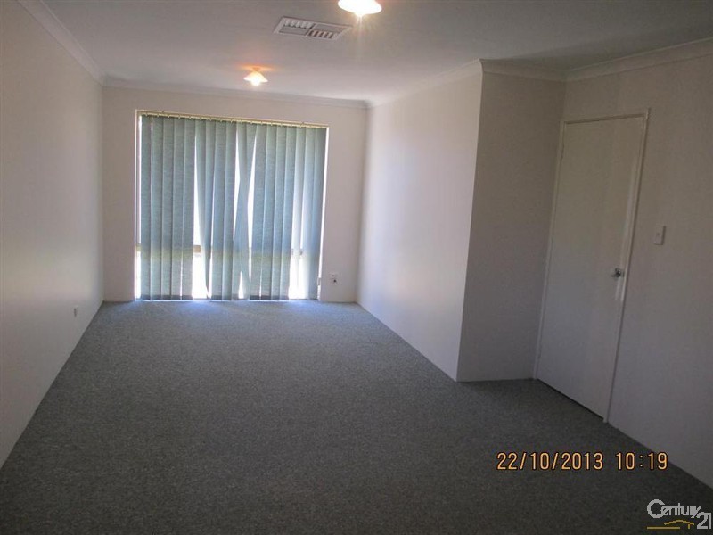 18 Morfontaine Parade, Port Kennedy WA 6172