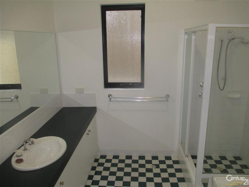 1/101 Rockingham Beach Road, Rockingham WA 6168