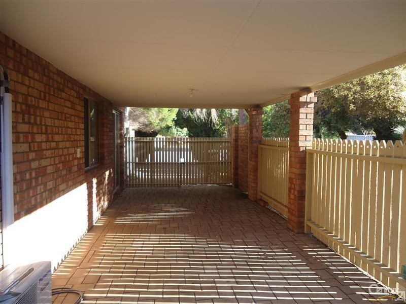 11/5b Sepia Court, Rockingham WA 6168