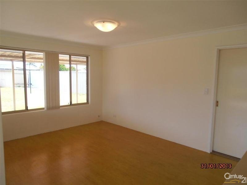 24 Pallarup Grove, Waikiki WA 6169