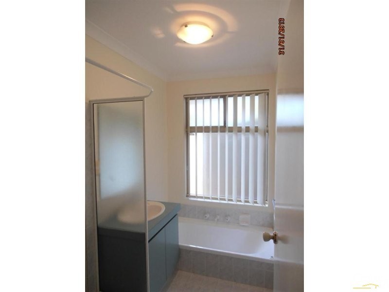 24 Pallarup Grove, Waikiki WA 6169