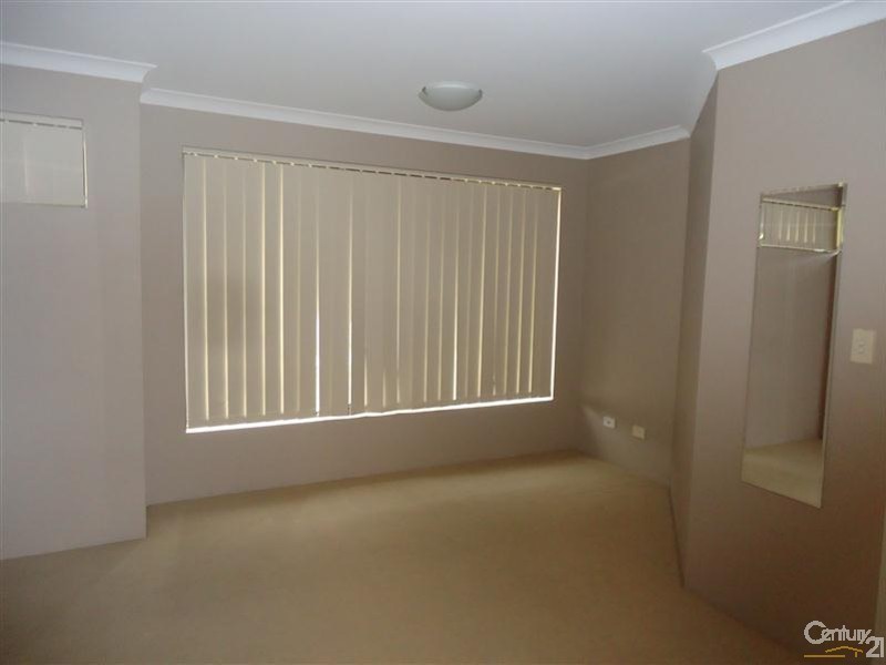 15 Noosa Drive, Secret Harbour WA 6173