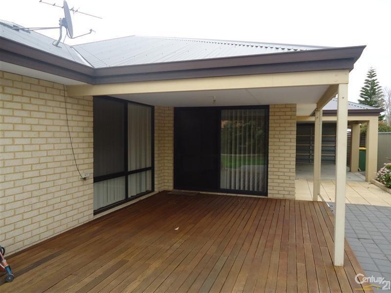 15 Noosa Drive, Secret Harbour WA 6173