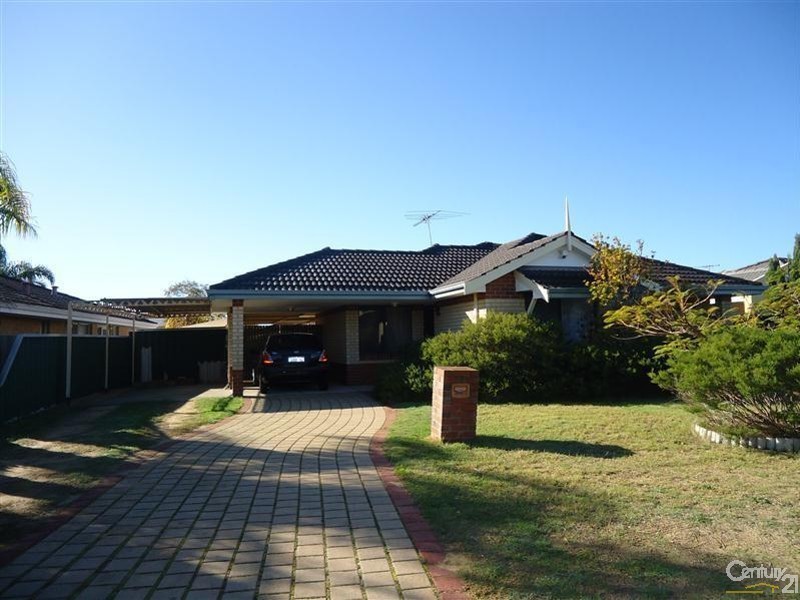 36 Royal Palm Drive, Warnbro WA 6169