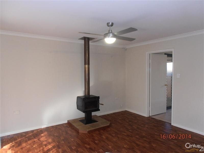 36 Royal Palm Drive, Warnbro WA 6169