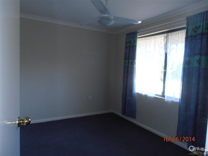 36 Royal Palm Drive, Warnbro WA 6169