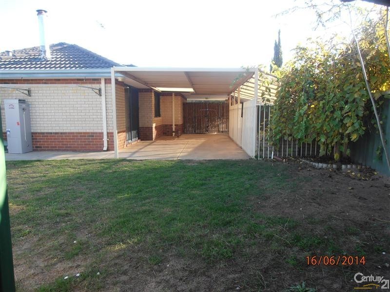 36 Royal Palm Drive, Warnbro WA 6169