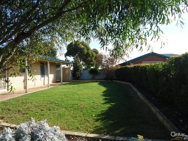 9 Ryde Close, Warnbro WA 6169