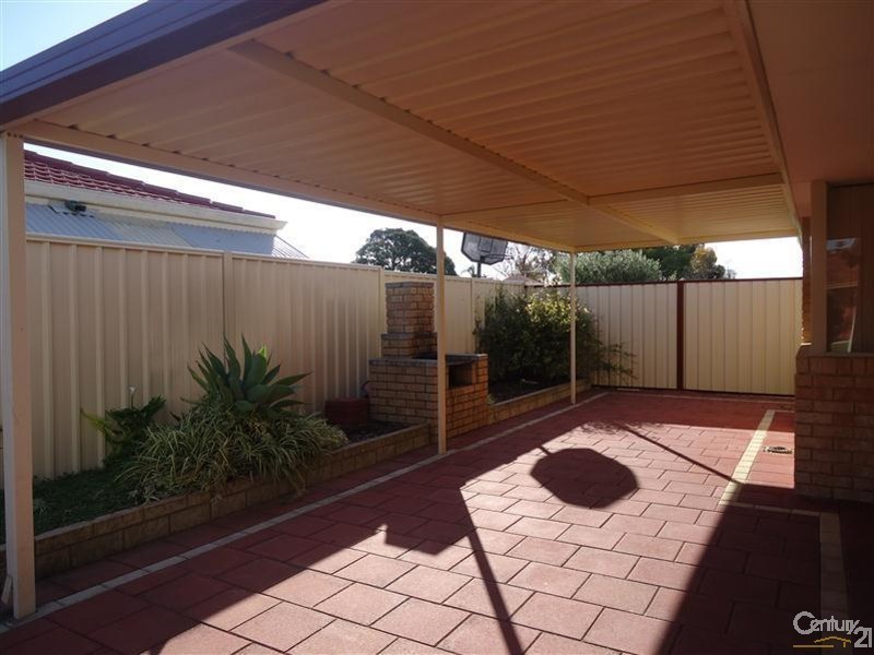 6 Princep Place, Warnbro WA 6169