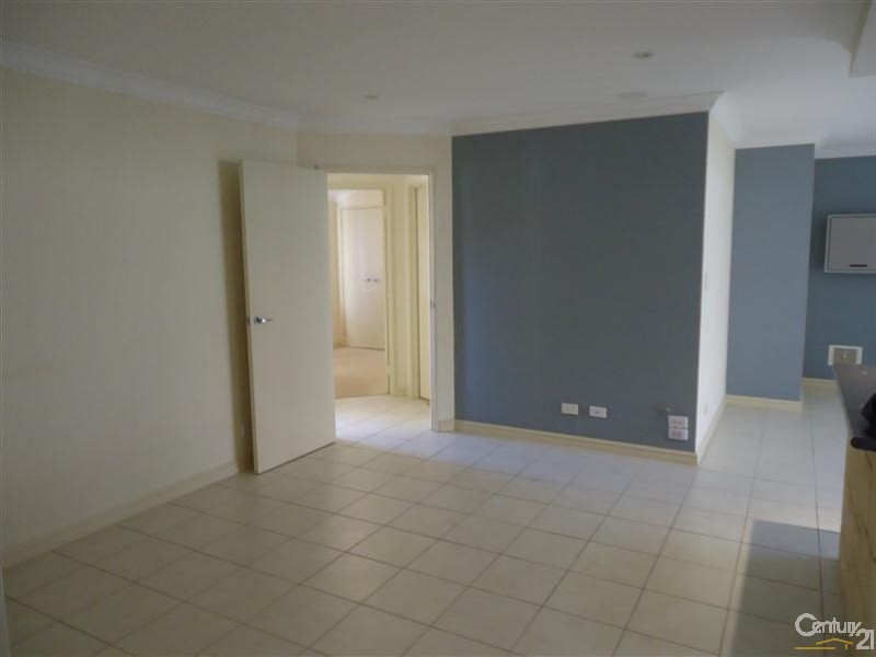 10/5 Sainte Maxime Avenue, Port Kennedy WA 6172