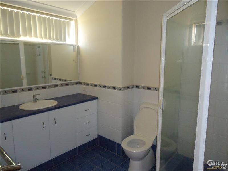 10/5 Sainte Maxime Avenue, Port Kennedy WA 6172