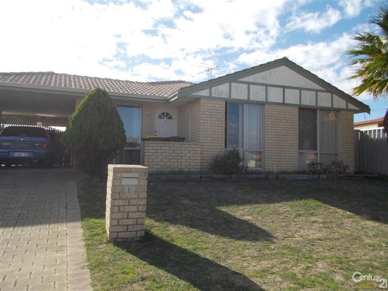 1 Santa Monica Drive, Waikiki WA 6169