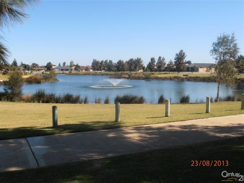 52 Waterfront Parkway, Shoalwater WA 6169