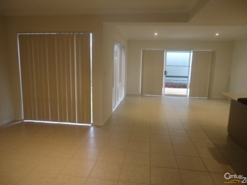 52 Waterfront Parkway, Shoalwater WA 6169