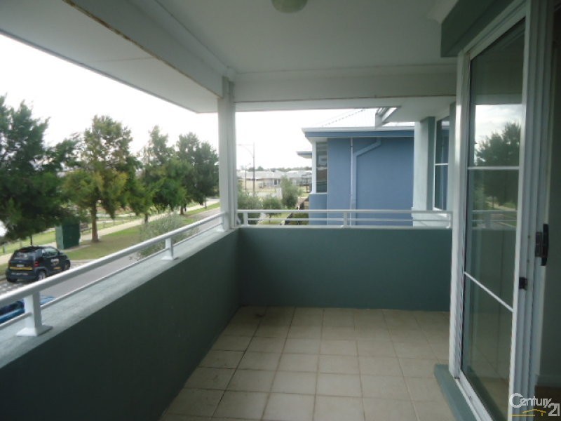 52 Waterfront Parkway, Shoalwater WA 6169