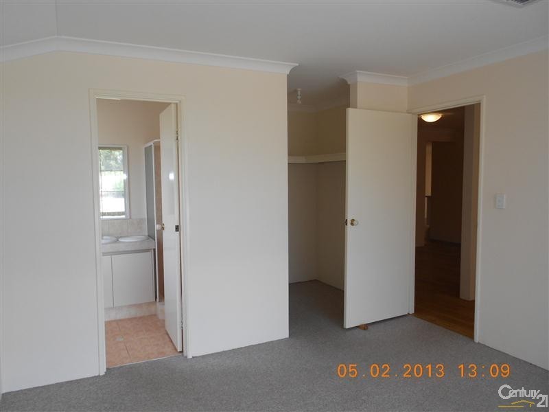 109 Baningan Avenue, Success WA 6164