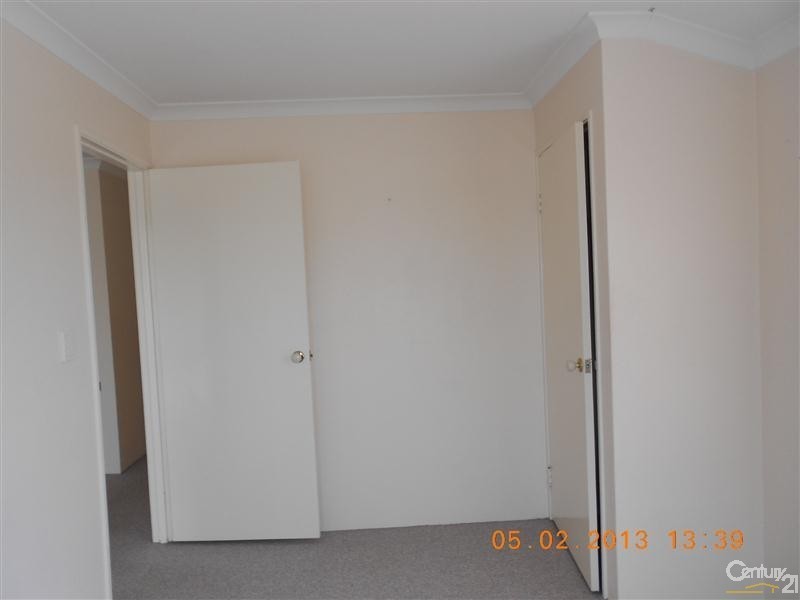 109 Baningan Avenue, Success WA 6164