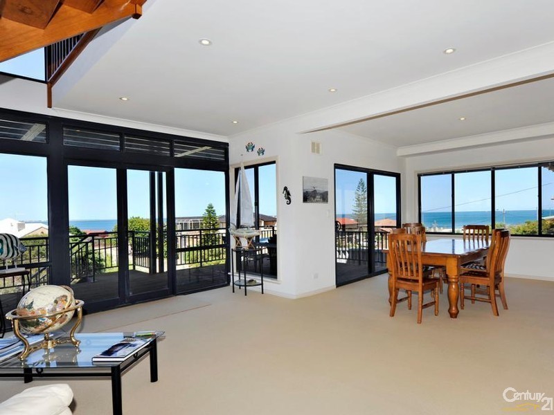 14 Hilda Road, Waikiki WA 6169