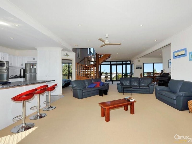 14 Hilda Road, Waikiki WA 6169