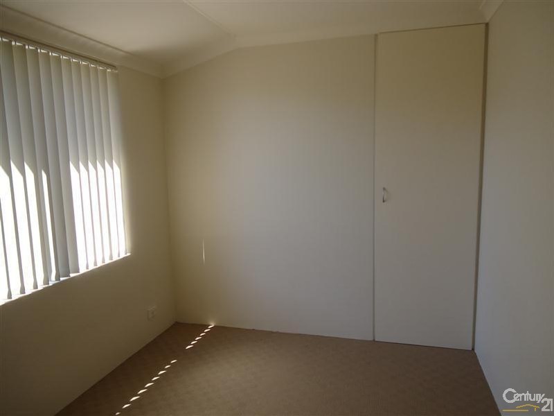 174 Willmott Drive, Waikiki WA 6169