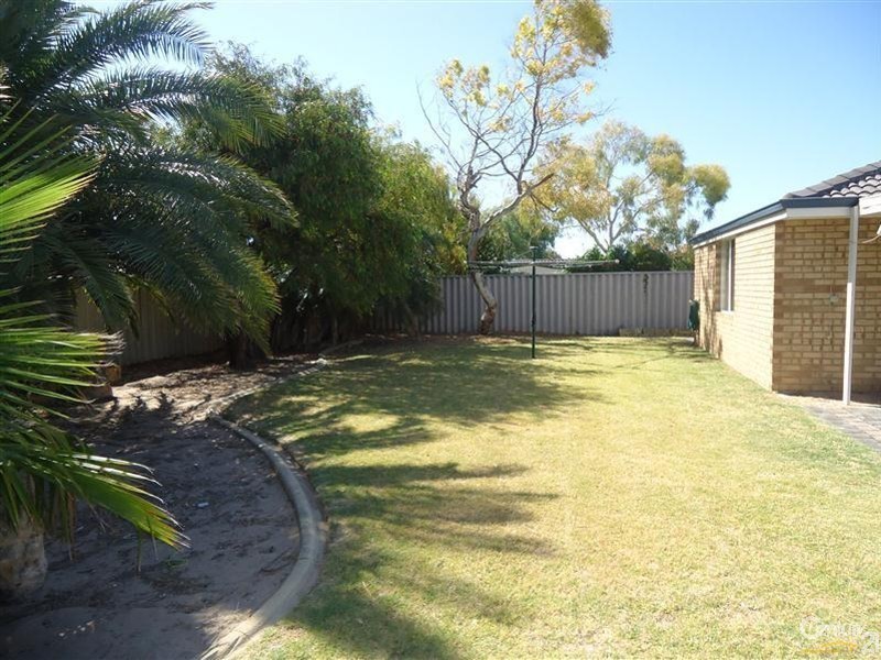 174 Willmott Drive, Waikiki WA 6169