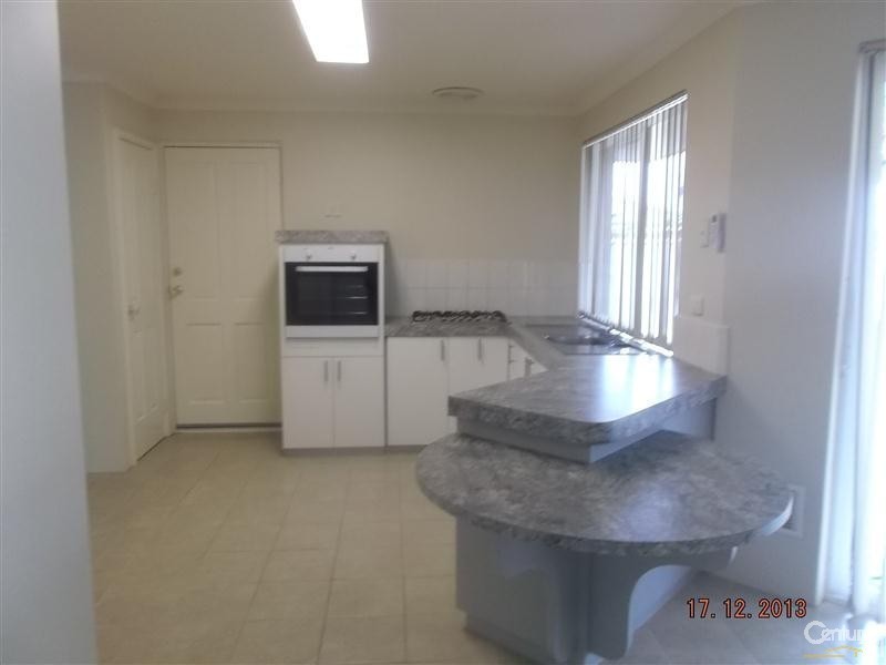 174 Willmott Drive, Waikiki WA 6169